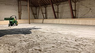 Deserno Halle mit Matten